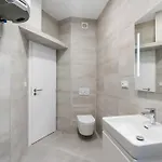 Cozy & Spacious For 5 Guests In *